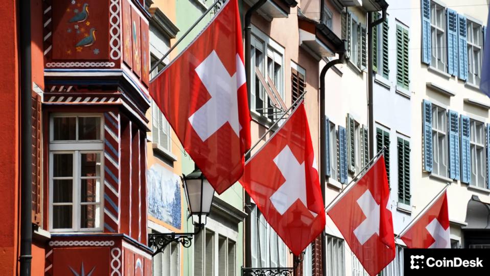 Swiss Crypto Bank AMINA Taps Tokeny to Build Compliant ‘Bridge’ for Asset Tokenization Swiss Crypto Bank AMINA Taps Tokeny to Build Compliant ‘Bridge’ for Asset Tokenization