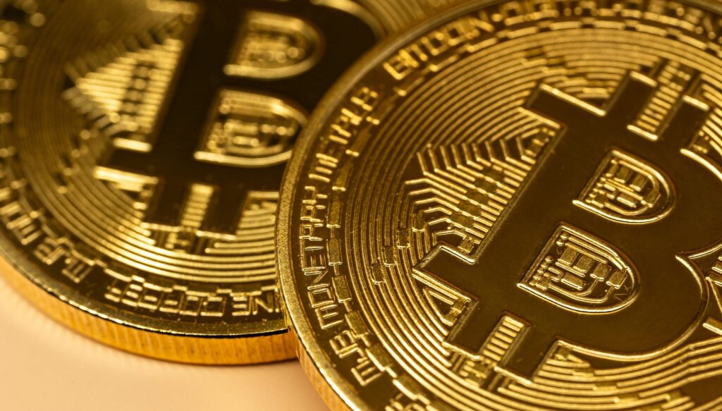 Top Bitcoin Bull Identifies Key Force Driving BTC’s Sharp Decline