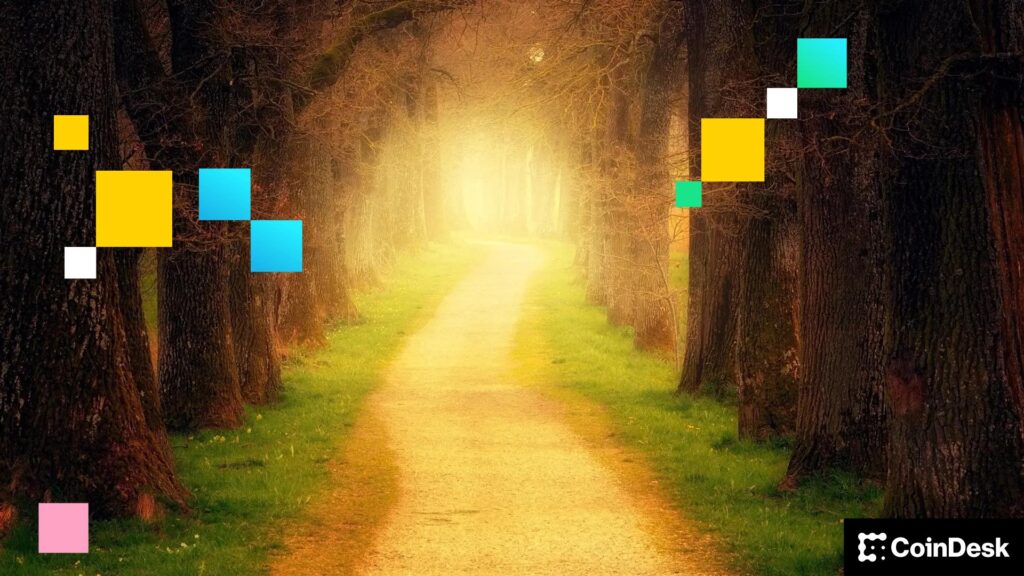 Bitcoin opens path to 0,000 paved by gold: Crypto Daybook Americas